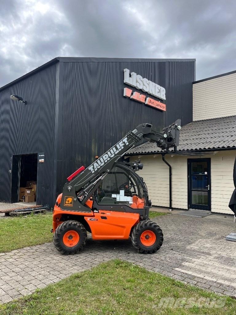 Ausa T 144 H Teleskoplader