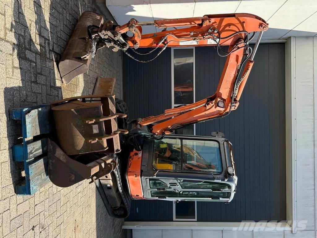 Hitachi ZX30U Minibagger < 7t