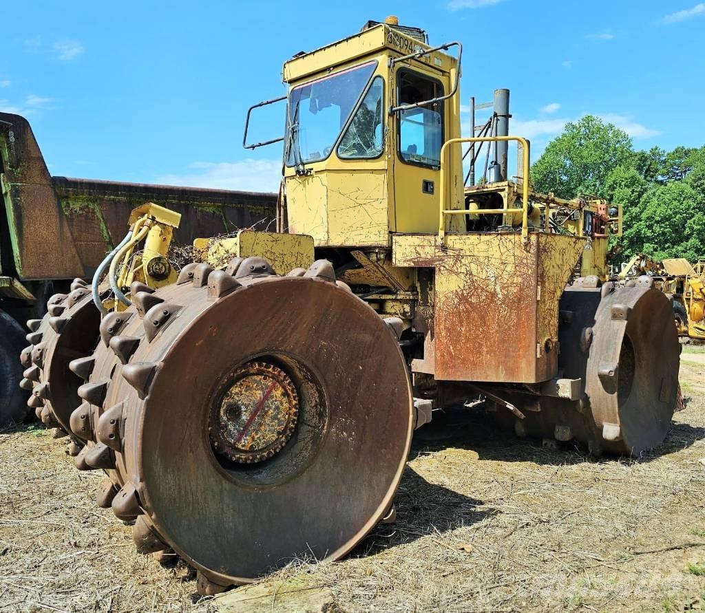 CAT 826 B Erdbauwalzen