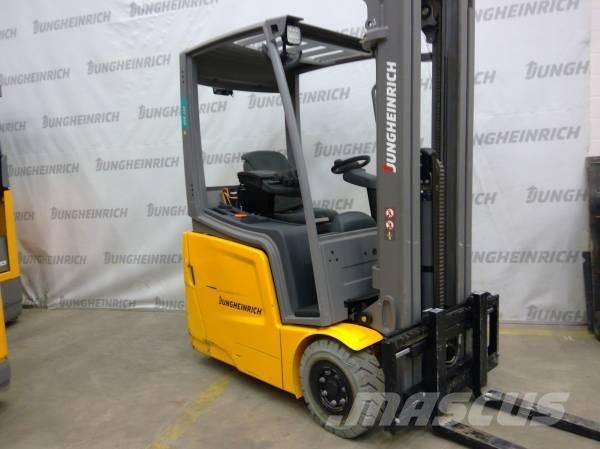 Jungheinrich EFG 112 Elektrostapler