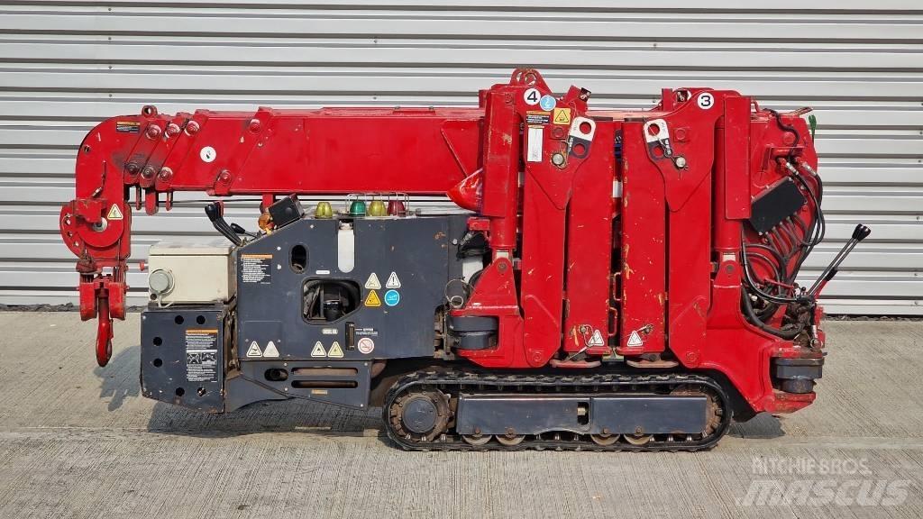 Unic URW-295 Minikrane