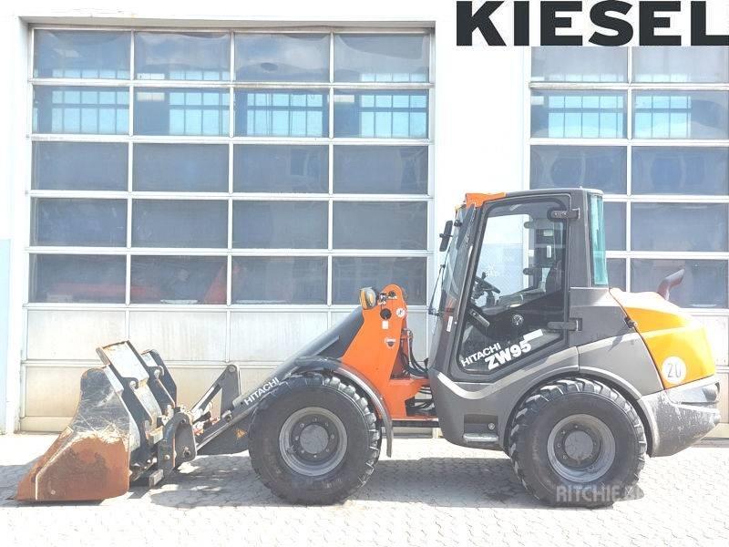 Hitachi ZW 95-6 Kompaktlader