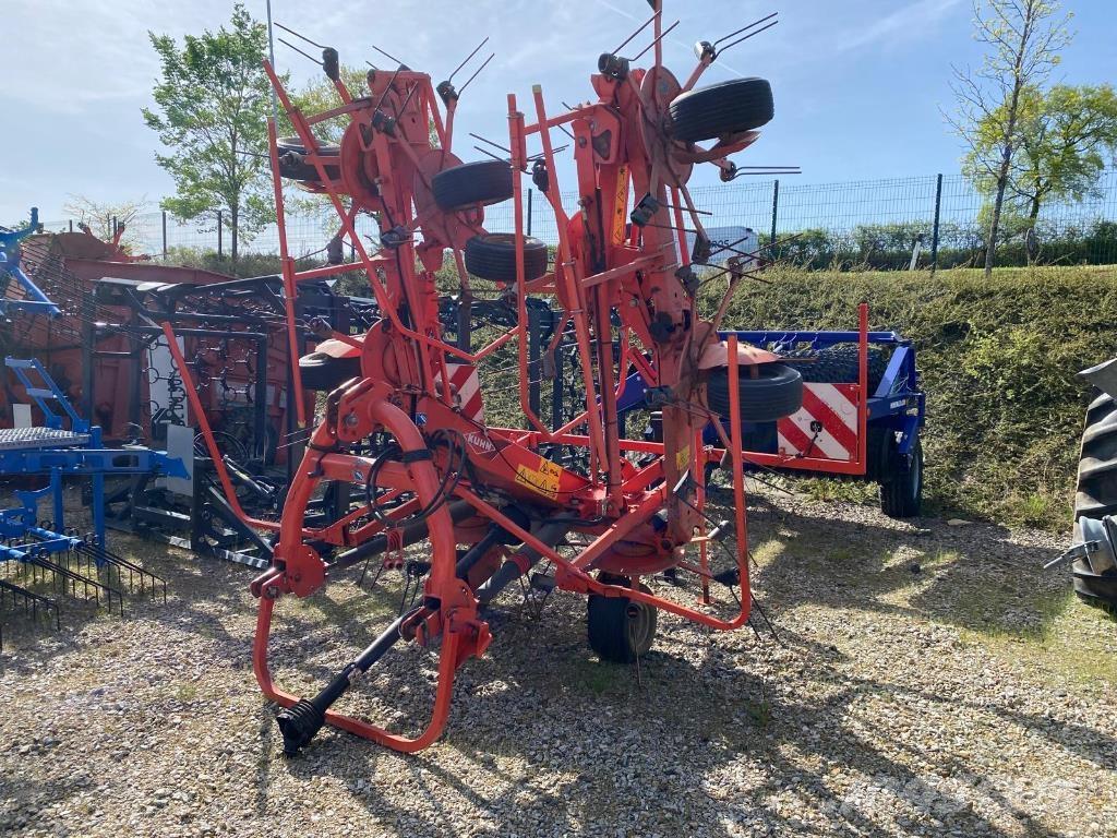 Kuhn GF8702 Kreiselheuer/-wender