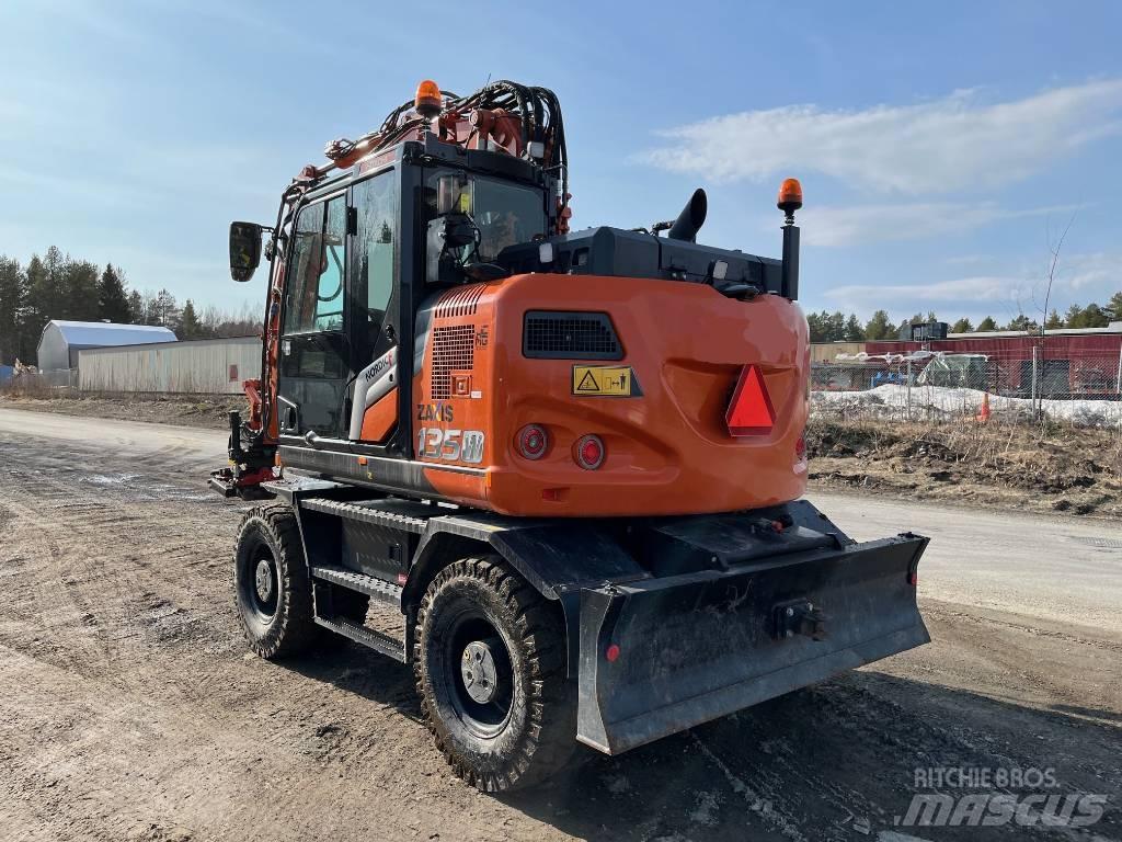 Hitachi ZX135W-7 Mobilbagger
