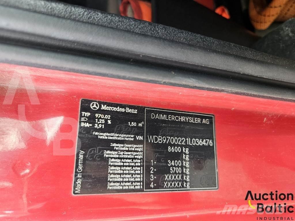 Mercedes-Benz 815 Kühlkoffer