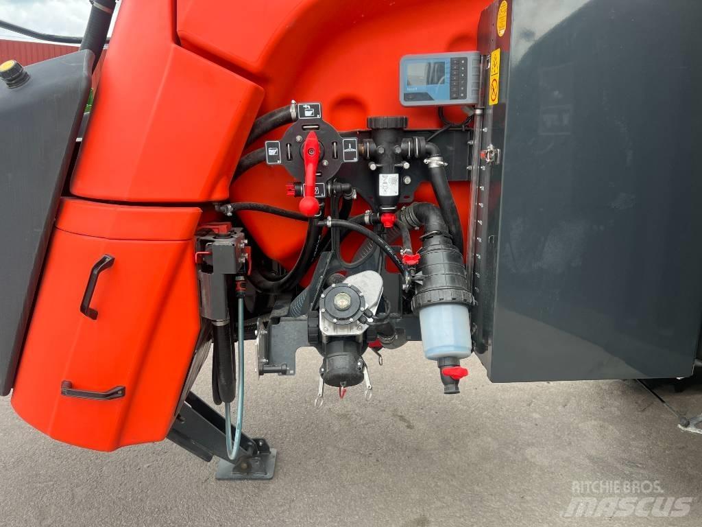 Kubota XTS 4 Anhängespritzen