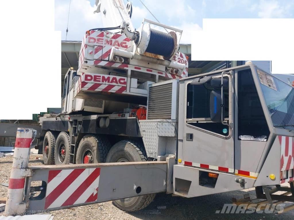Demag AC 205 All-Terrain-Krane