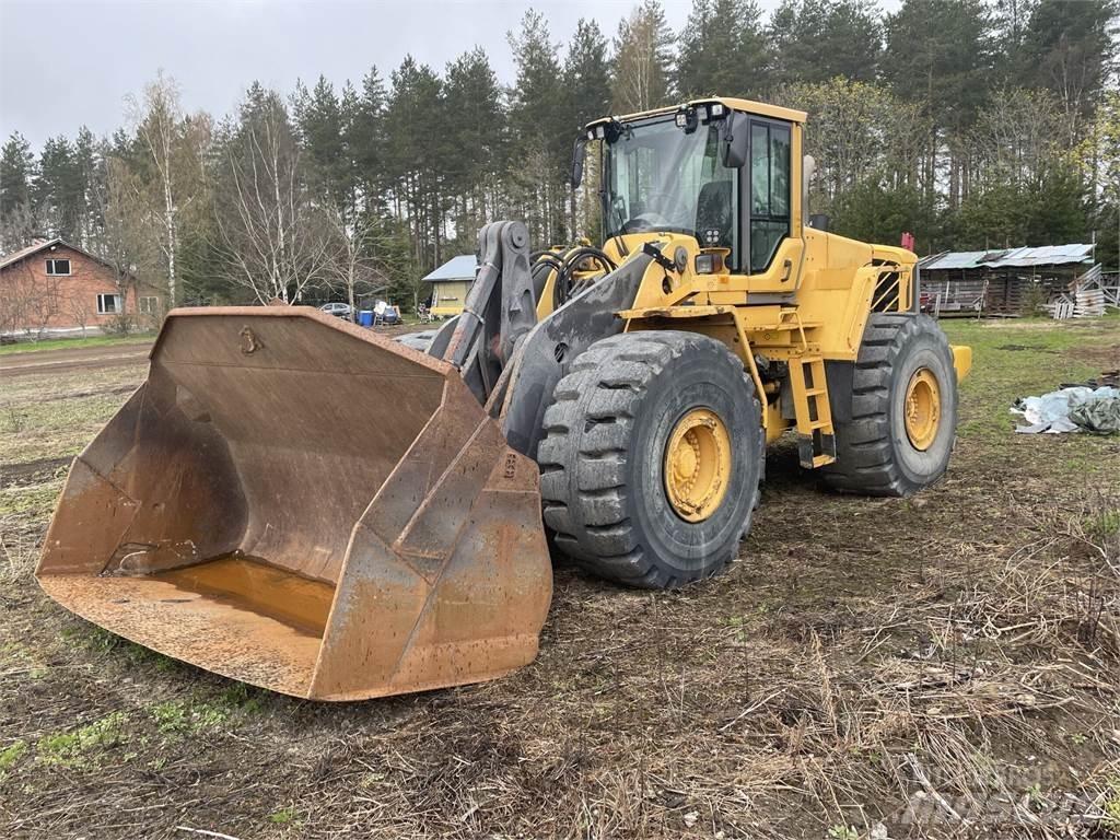 Volvo L220F Radlader