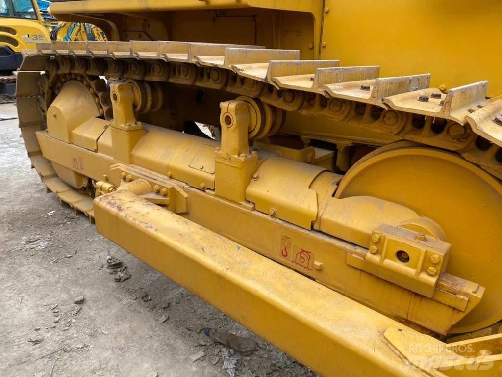 Shantui SD 16 Bulldozer