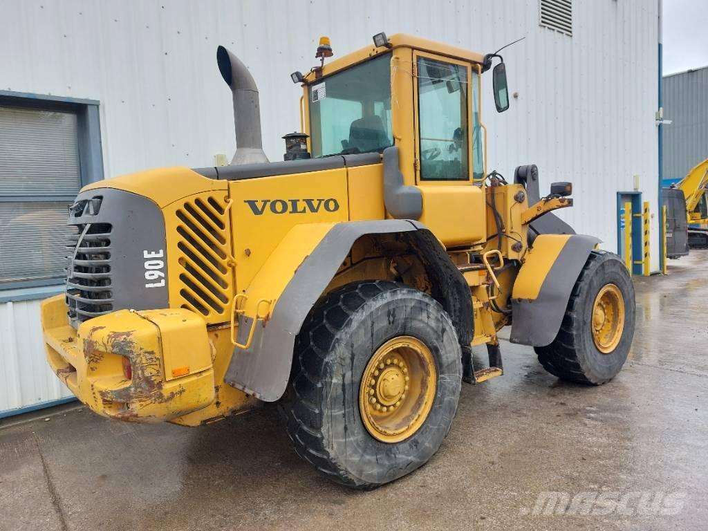 Volvo L90E Radlader