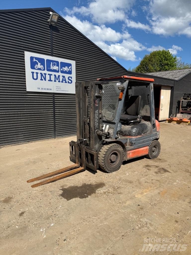 Toyota FD 25 Dieselstapler