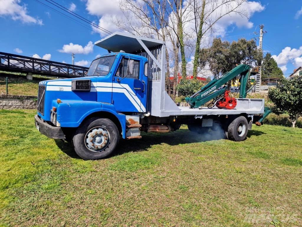 Volvo N 10 Tipper trucks