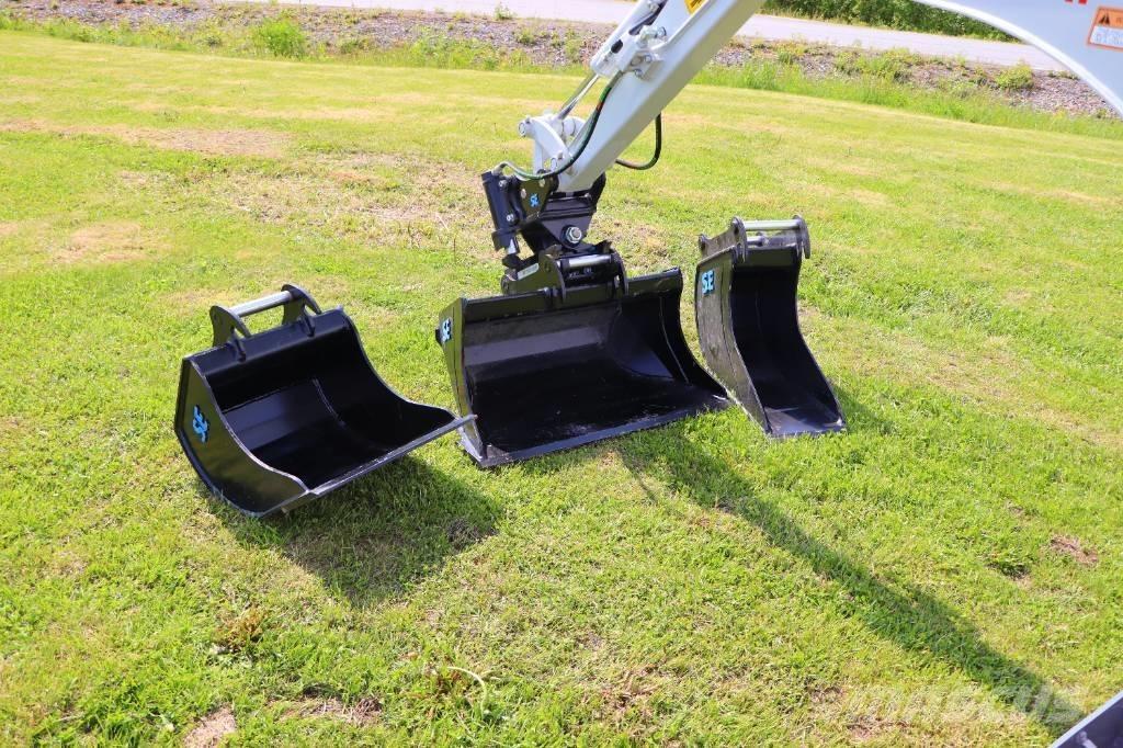 Takeuchi TB210R Minibagger < 7t