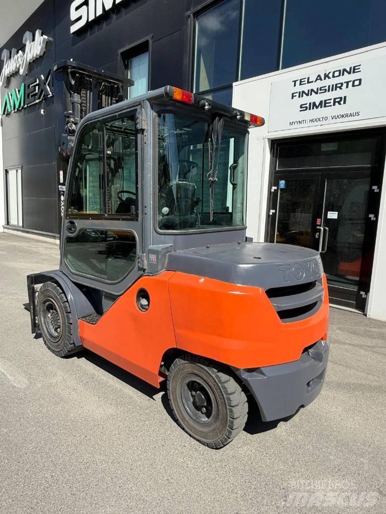 Toyota 40-8 FD45 N Dieselstapler