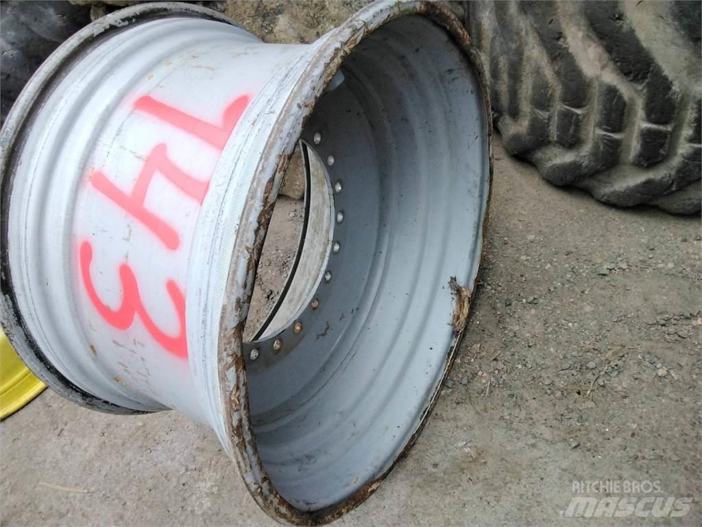 Valmet 941 20x34 Reifen