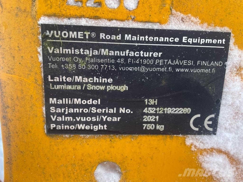  Vuomet 13 H Lumiaura Schneeschilde und -pflüge