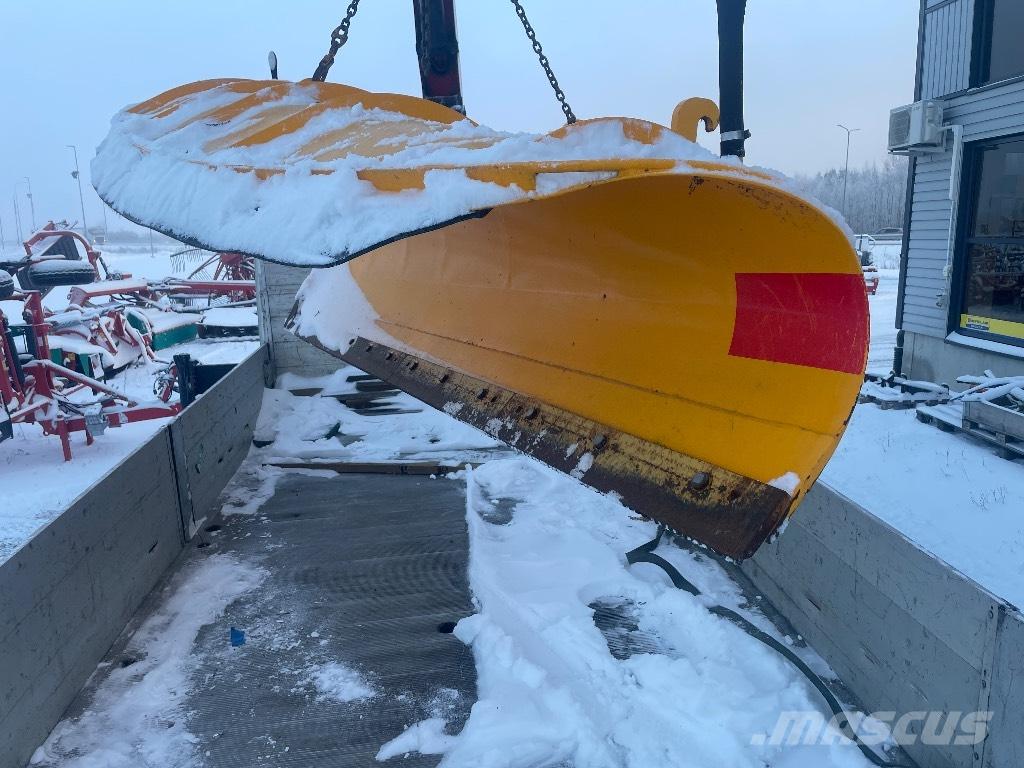  Vuomet 13 H Lumiaura Schneeschilde und -pflüge