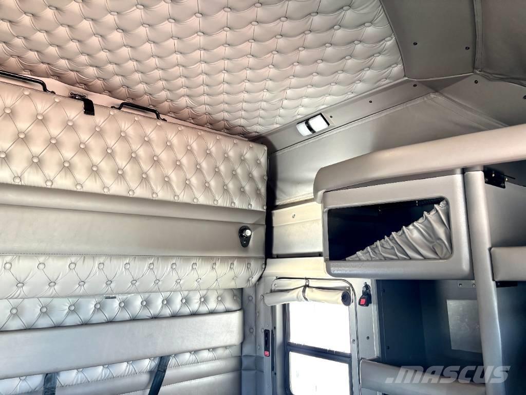 Kenworth W 900 Sattelzugmaschinen