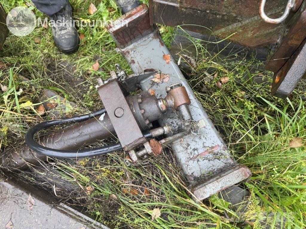 Holms KHT-320 Pflüge