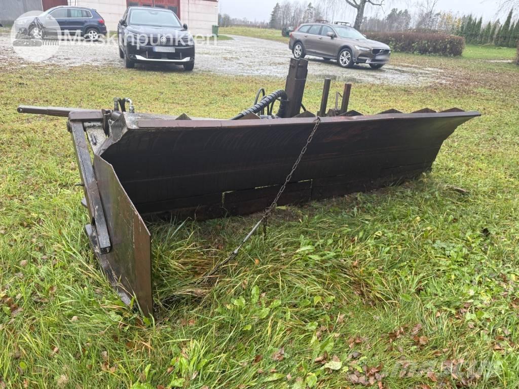 Holms KHT-320 Pflüge