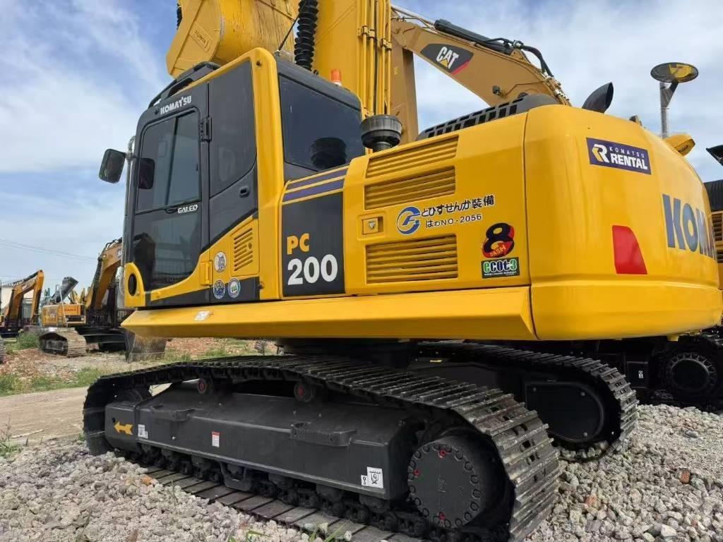 Komatsu 200-8 Raupenbagger