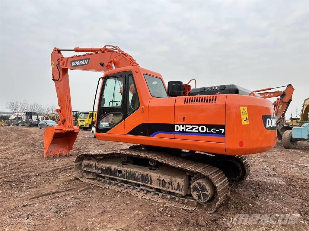 Doosan DH220-7 Raupenbagger