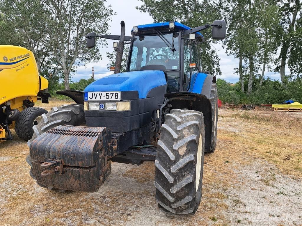 New Holland TM 155 Traktoren