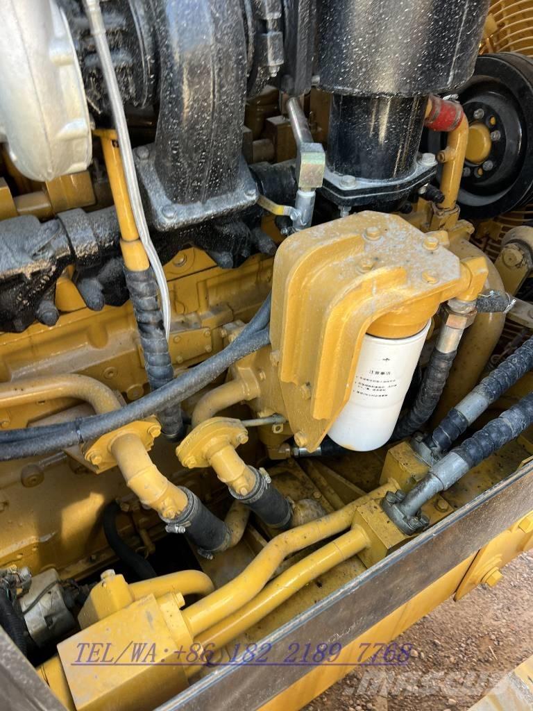 Shantui SD32 Bulldozer