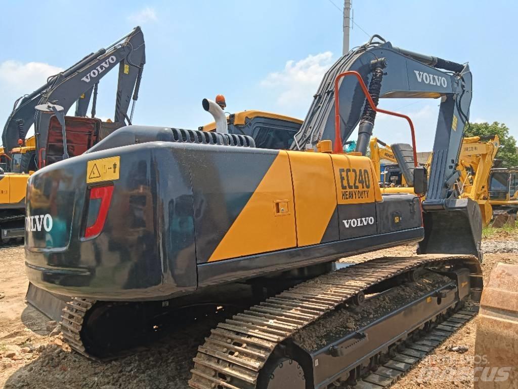 Volvo EC 240 Raupenbagger