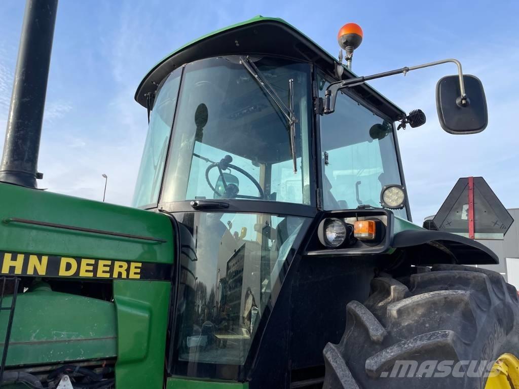 John Deere 4755 Traktoren