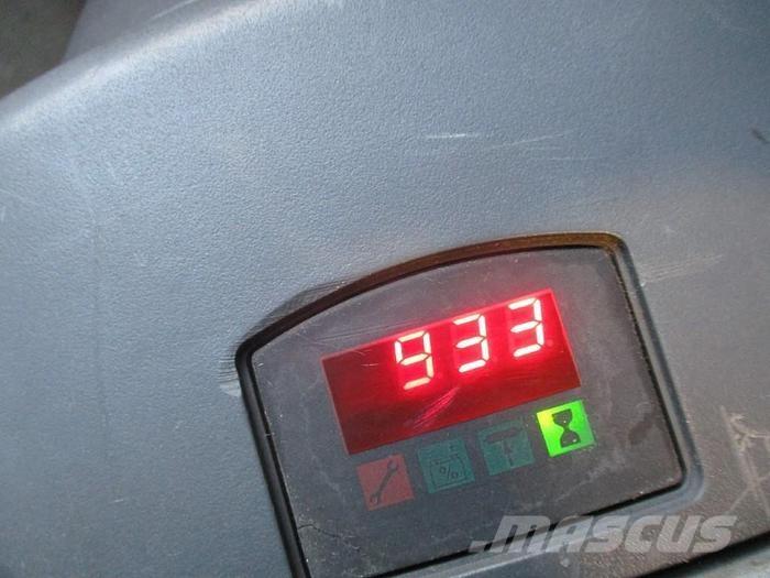 BT LWE160 Niedergabelstapler