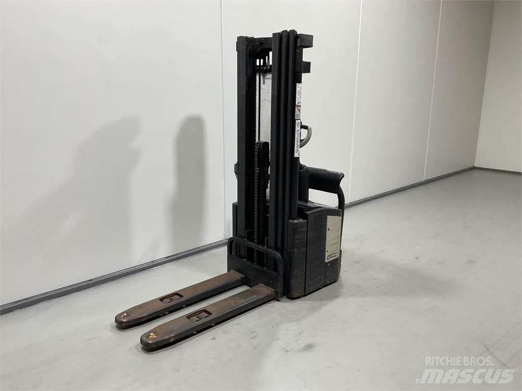 Crown WE2300S Selbstfahrstapler