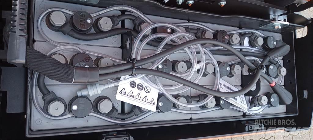 Toyota LPE 250 Niedergabelstapler