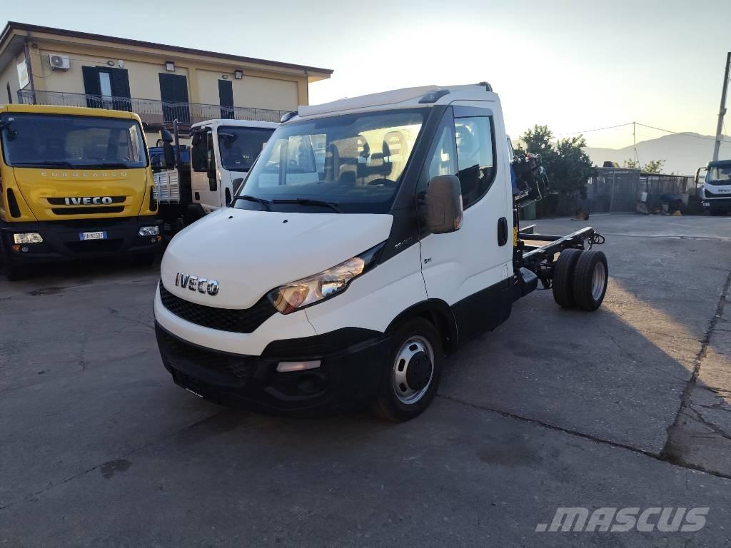 Iveco Daily 35-150 Kranwagen