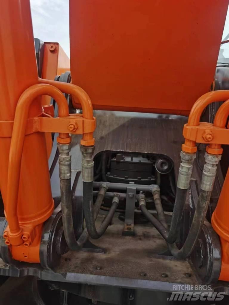 Hitachi ZX 240 Raupenbagger