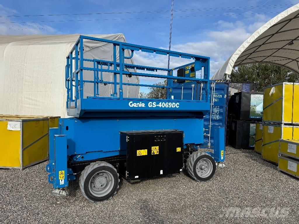 Genie GS 4069 DC Scheren-Arbeitsbühnen