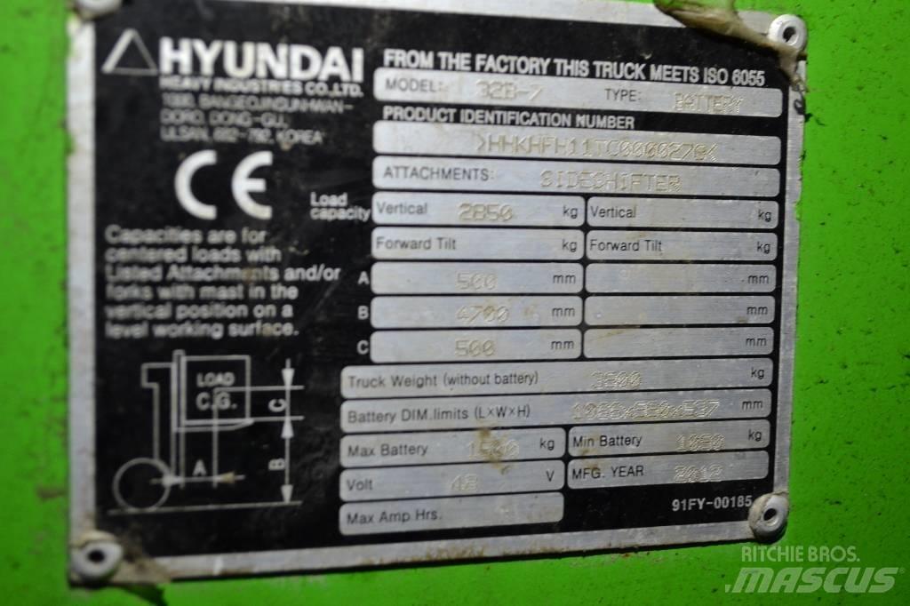 Hyundai 32 B-7 Elektrostapler