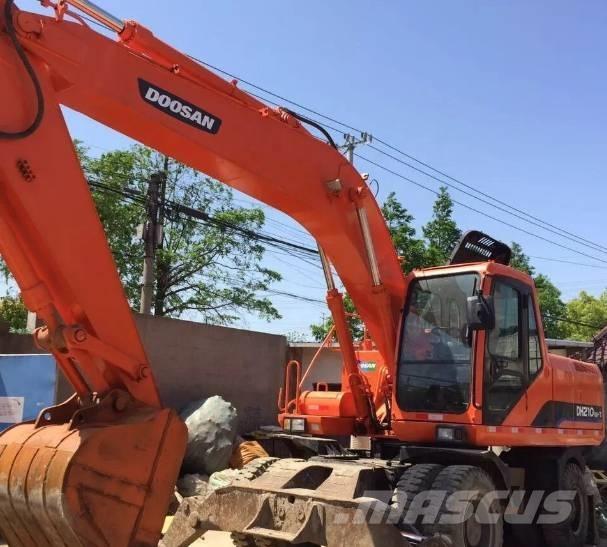 Doosan DH210W-7 Mobilbagger