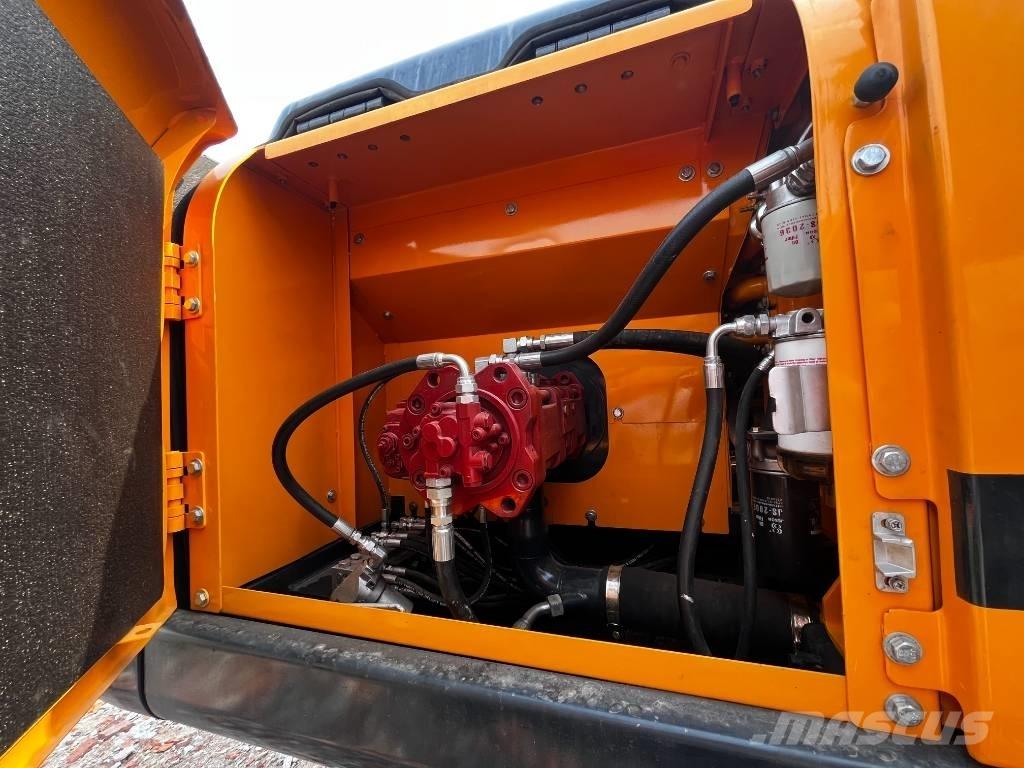 Hyundi HX220HD Raupenbagger