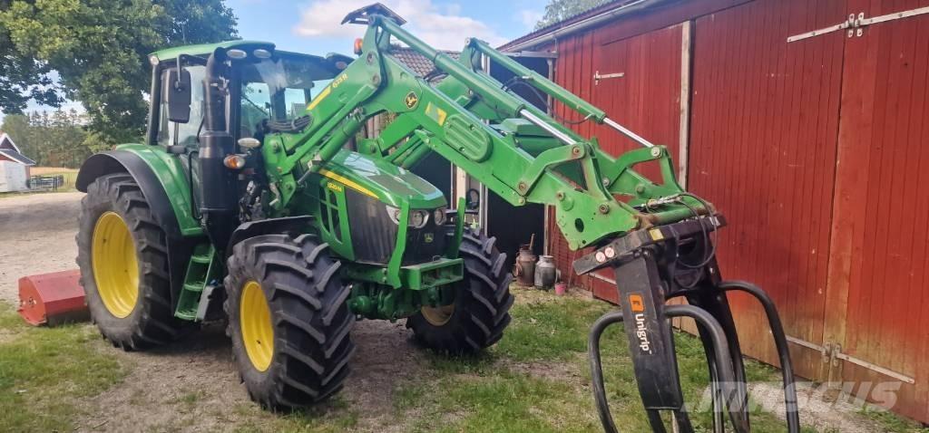 John Deere 6120 M Traktoren