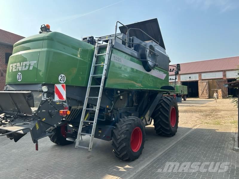 Fendt 5225 E Mähdrescher