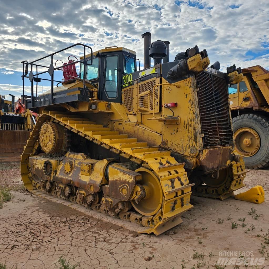 CAT D11R Bulldozer
