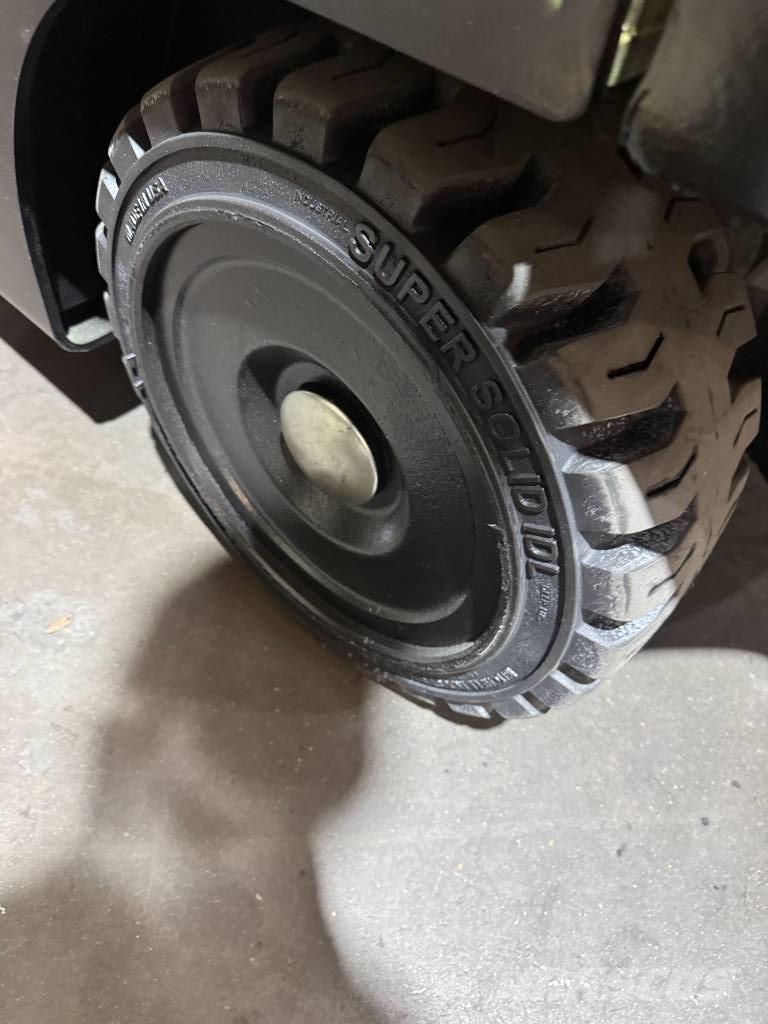 Hyster E 120 XN Elektrostapler