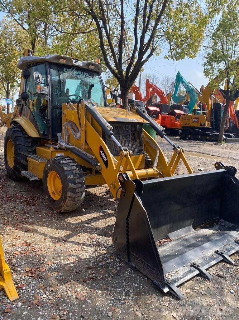 CAT 420 F Baggerlader