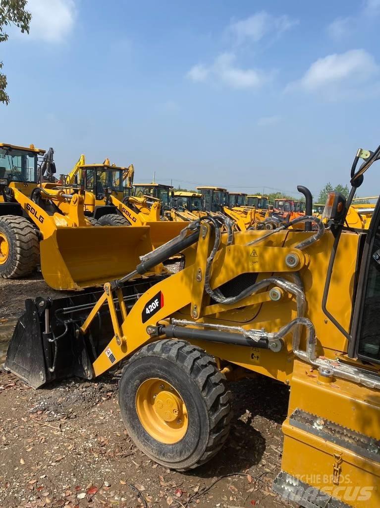 CAT 420 F Baggerlader
