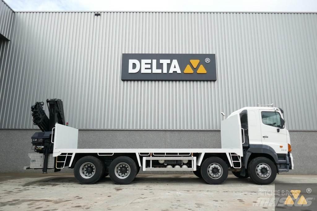 Hino 700FY crane Andere Fahrzeuge