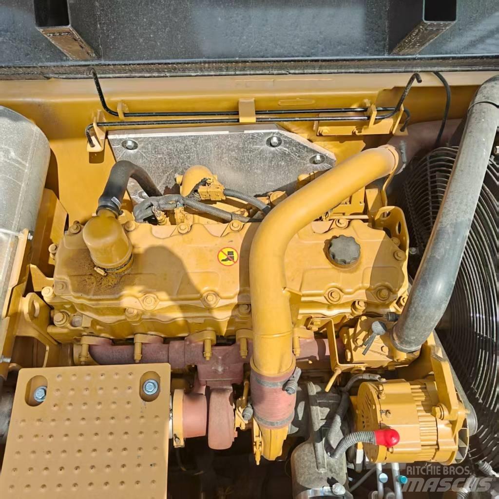 CAT 329 D Raupenbagger
