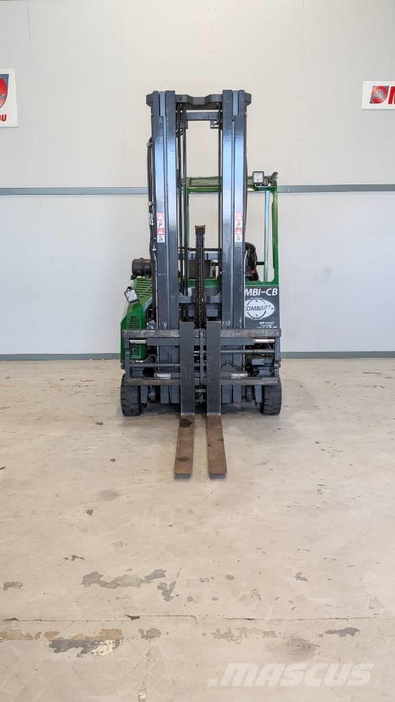 Combilift CB 3000 Vierwegestapler