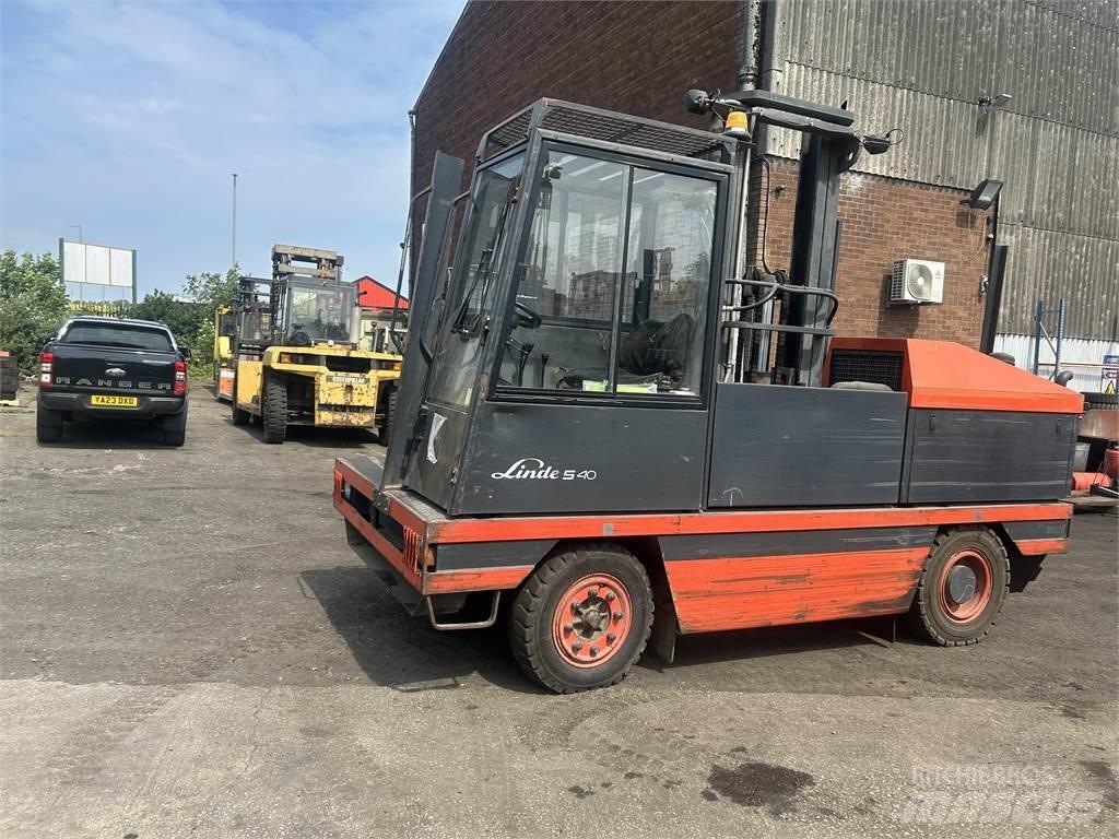 Linde S40 Seitenstapler