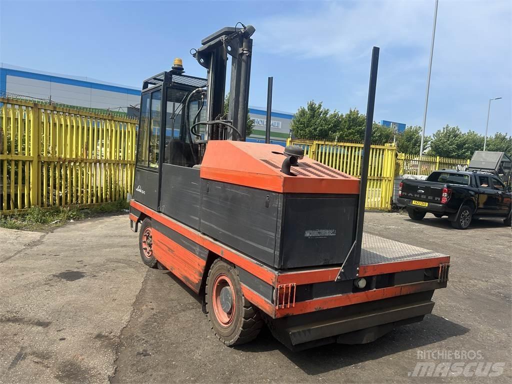 Linde S40 Seitenstapler